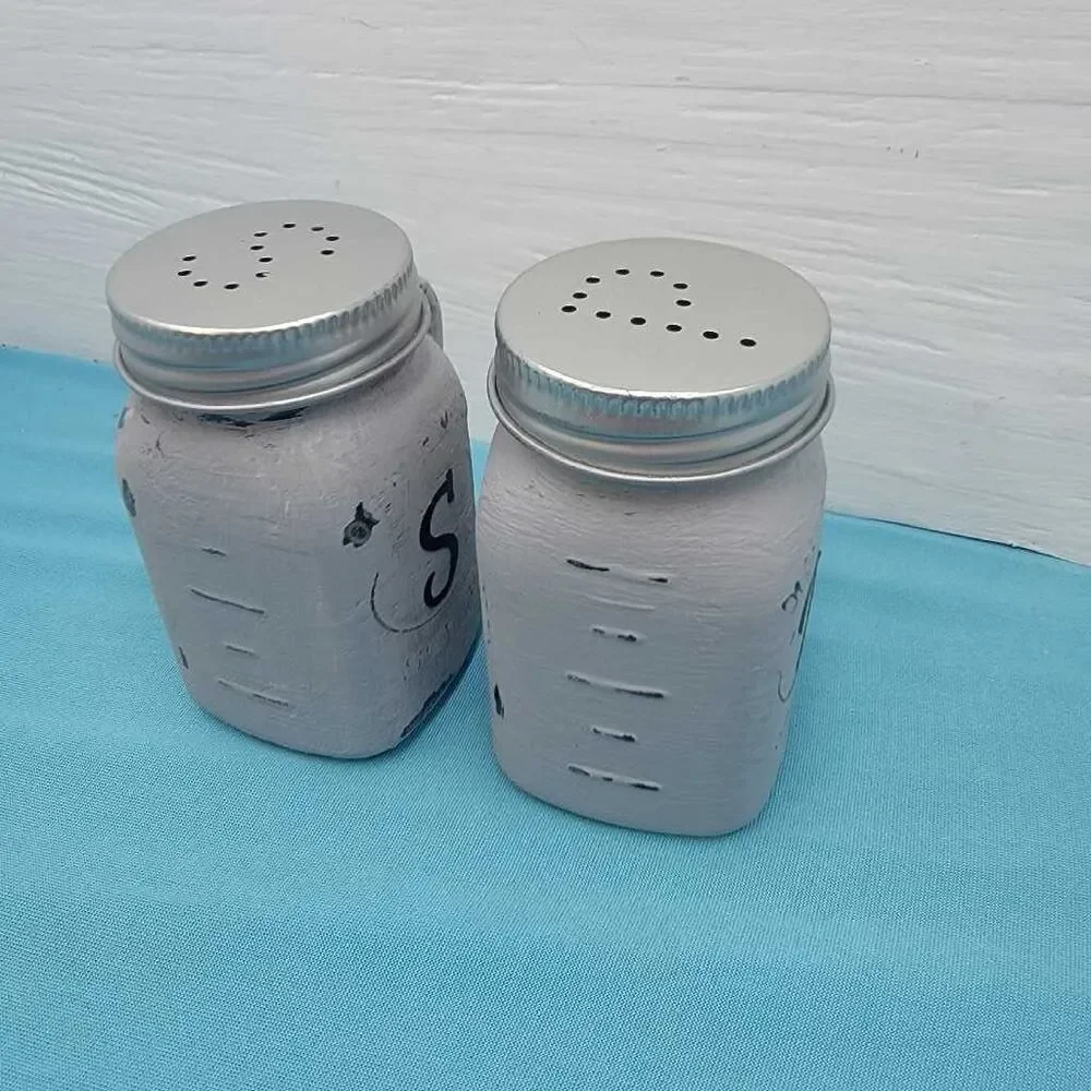 Unbranded charming pair